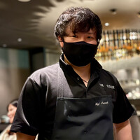 VELROSIER - 岩崎シェフは、日航大阪等のホテル中華で広東料理を修業された方、2014年に苦楽園で独立され、こちらには3年前に移転。
