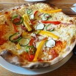 ピッツァ・マミーサ - ランチセット1,260円イタリア風野菜ピザ　パプリカ・ピーマン・サラミ(イタリアンタイプ)