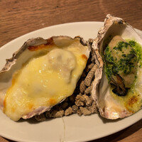 BELON 渋谷店 - BELON渋谷店(牡蠣のオーブン焼き 2種盛り合せ)
