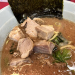 武蔵家 - 角切りチャーシュー切り落としアザっす (* ᴗ ᴗ)⁾⁾