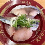 スシロー - 天然魚３貫盛り （〆鯖，塩〆いわし，真鰺）　１８０円　(2022/10)