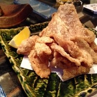 焼鶏あきら 中目黒本店 - 鶏皮せんべい