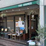 THE CORNER Hamburger & Saloon - 入り口