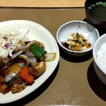 Yayoi Ken - 黒酢豚定食