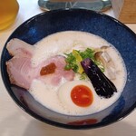 鶏と魚介らぁ麺komugi - 