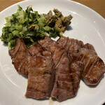 牛たん炭火焼き吉次 - 牛たん