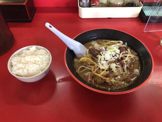 麺屋まる勝かっちゃんラーメン - "牛すじ正油ラーメン半ライスセット"980円に味玉150円をトッピング♪