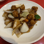 中国料理 華北飯店 - 酢豚