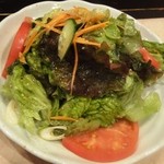 焼肉 鶯谷園 - サンチュサラダ500円