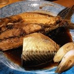 宵 - 煮魚（カワハギ、サバ）