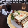 カフェ フロインドリーブ 本店