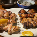 Yakitori Dokoro Katsu - 串盛り合わせ8本