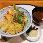 Tempura Yama No Ue - 季節のお薦め天丼