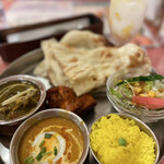 インド＆タイ料理専門店 Surya Royal Garden - 