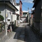 秀華楼 - この路地に在り！