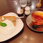 パルファン - 栗とマロンティーのシフォンケーキ　