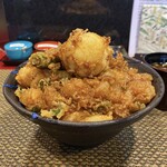 天扶良 きく桜 - ミックスかき揚げ丼(蘭王たまごトッピング)