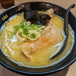 Toriou Keisuke - 鶏王らーめん　880円