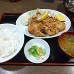 ごはん屋　山ひろ - 唐揚げ定食