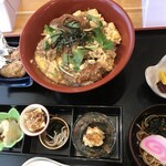 居酒屋割烹 福新 - カツ丼定食(1000円）