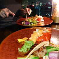 Bar＆Lounge MAJESTIC - 国産牛のサーロインステーキとオマールエビのロースト