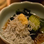 Izakaya Ichi - しらす(品切れの蟹の代わり)の酢の物