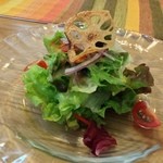キッチン　コタツ - セットのサラダ