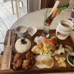 Chiisana Shiawase Atsumaru Kafe Harappa - 