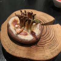 ラ・ボンヌターブル - 