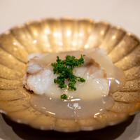 鮨 こう介 - クエのステーキ 蛤のソース