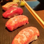 馬桜 - 馬肉のお寿司盛り合わせ