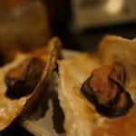 炭昇 - 牡蠣の燻製