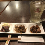 せいじ - お通しです。左は「ハツ」です