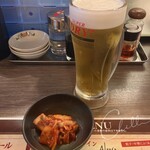 餃子の王将 - 生ビール&キムチ