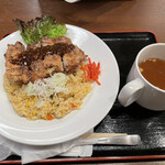 味わい処 ささの家 - 山賊炒飯 880円