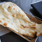 アリアナレストラン - ナン