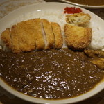 ラジーズ - オリジナルカレー(650円)+チキン(100円)+チキンカツ＆コロッケ(150円)