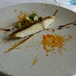 Ristorante Crocifisso - 本日の鮮魚のソテー フルーツトマトソースとモデナ産バルサミコソース (真鯛)パンナコッタ、マスカルポーネのケーキ、抹茶のジェラート