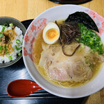 ラーメン さくら - 料理写真: