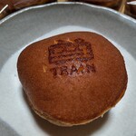 蜂の家 - 料理写真:電車の焼き印