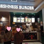 FRESHNESS BURGER - 外観です