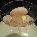 ガストロノミー ジョエル・ロブション - ランチコース14000円⑧　アイスとアロエ