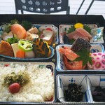 ミ세다니 다이코쿠야 쓰시 오오사토점