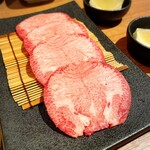 だし焼肉はし田 - 
