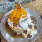 カフェ サカイ - 『かぼちゃモンブランのパンケーキ