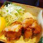 おもや - 鶏のから揚げ(2個) 250円