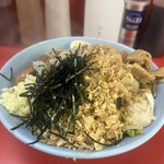 Ramen Fujimaru - 月曜限定 塩まぜそば極 麺少なめ。デフォルトトッピングは惜しげもなく乗る。特にメンマが凄い量だった。