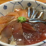 Shou sui - 地魚丼 1390円。