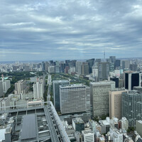 ザ タヴァン グリル＆ラウンジ - 