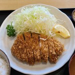 とんかつ割烹 たにぐち - ロース　アップ